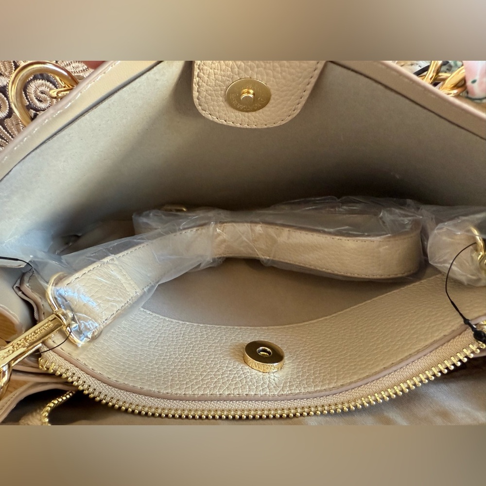 NWT Nanette Lepore Bellamy Triple Compartment Satchtel in Oatmeal With Scarf - Picture 5 of 12